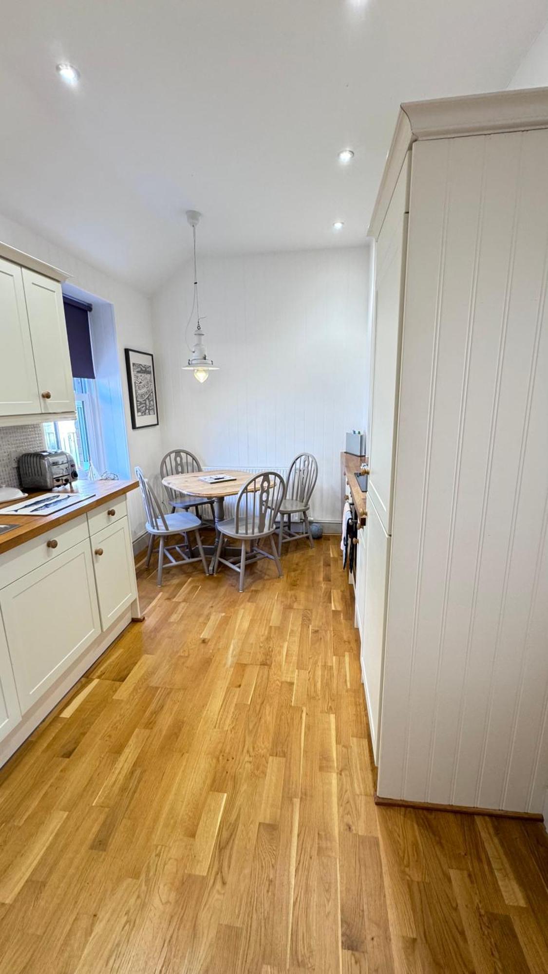 Harbour Retreat Padstow - Entire Apartment In The Beautiful Old Town Of Padstow Harbour Exterior photo